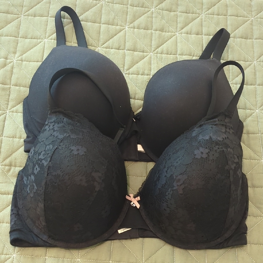 Victoria's Secret Black Lace Full-Coverage Bra